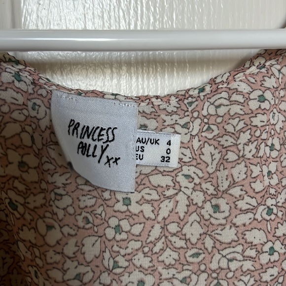 Princess Polly Tie front crop top size 0 - Picture 6 of 8